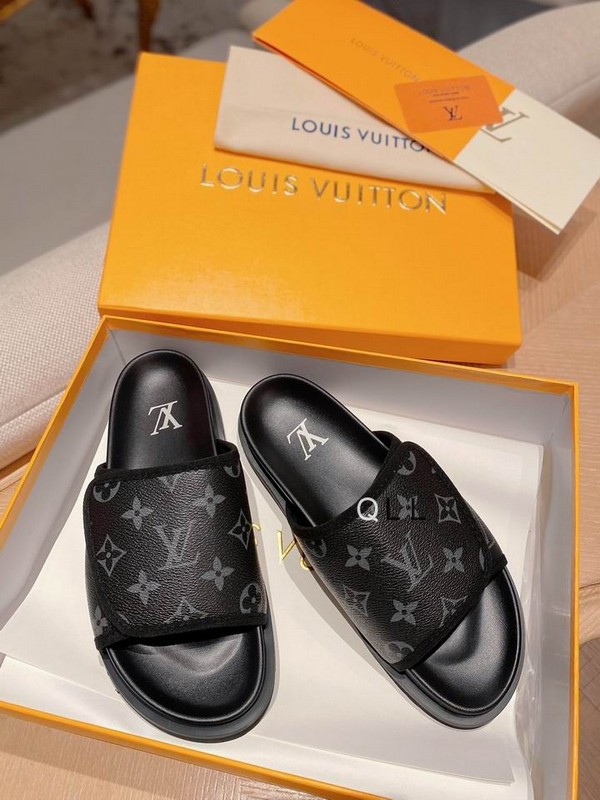 LV Men's Slippers 55